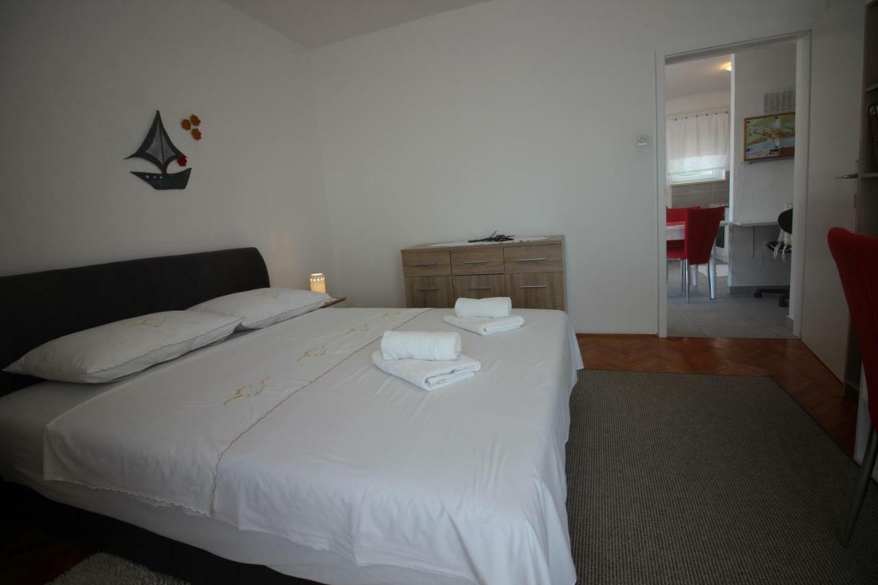 Apartment Vanda Novi Vinodolski Eksteriør bilde